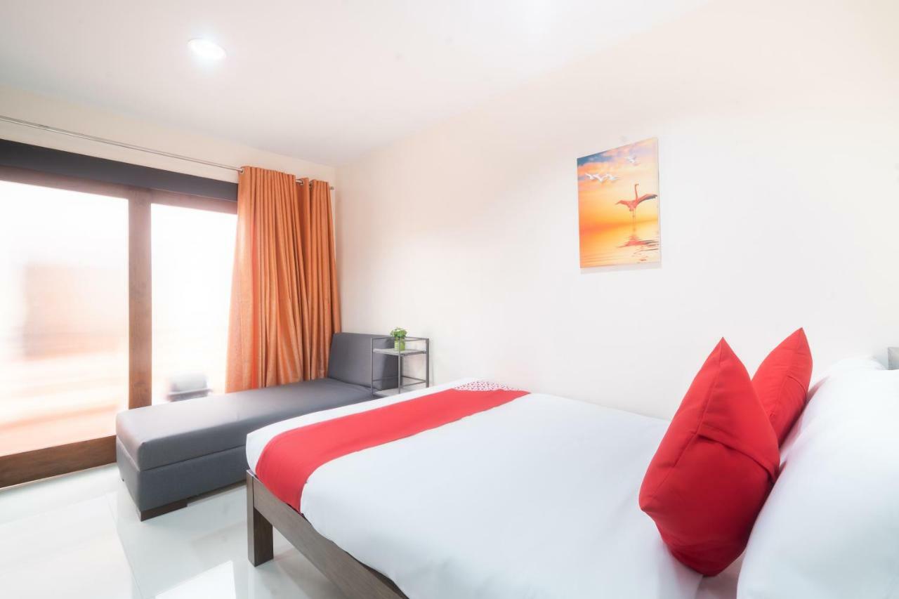 Oyo 199 Solange Apartelle Davao Stadt Exterior foto